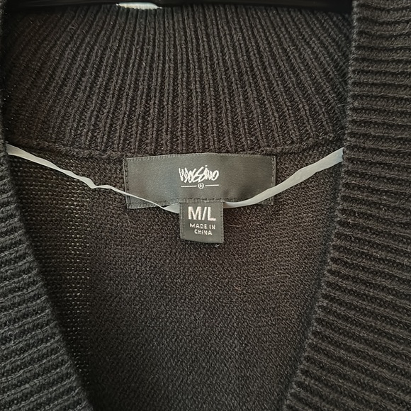 Messimo Poncho Sweater - Picture 2 of 10